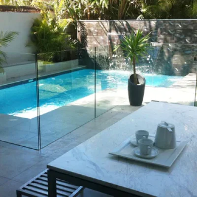 frameless-glass-pool